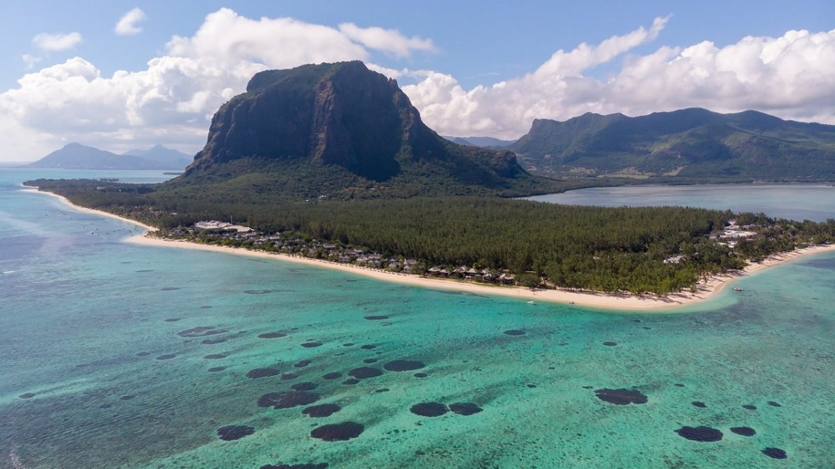 モーリシャスの世界遺産 「ル・モーンの文化的景観」とは？「自由を求めた山」を英語で学ぼう