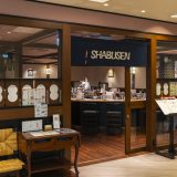 しゃぶしゃぶ専門店店員の仕事を英語で説明！業務内容や接客スタイルをわかりやすく紹介