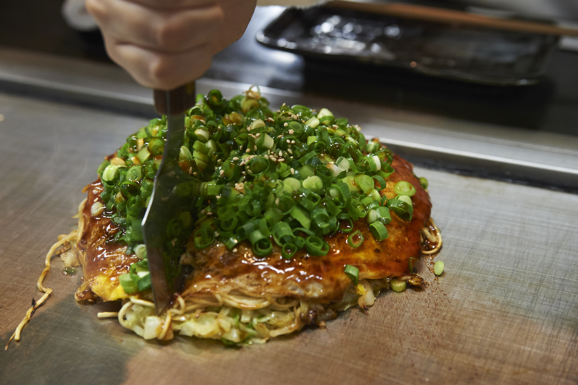 お好み焼き屋店員｜焼き方の案内からトッピングの提案まで！お役立ち英単語とロールプレイング