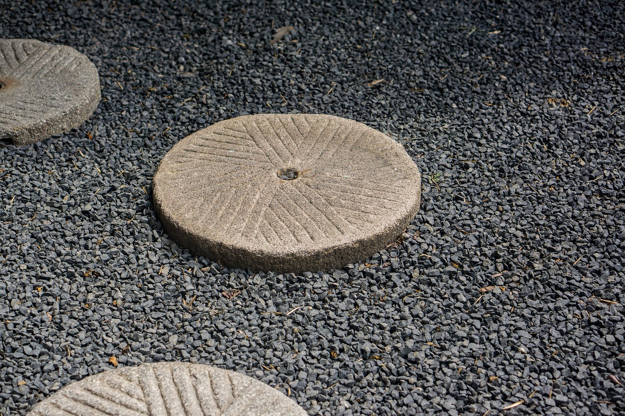 「侘び寂び」を英語で外国人に説明するには？