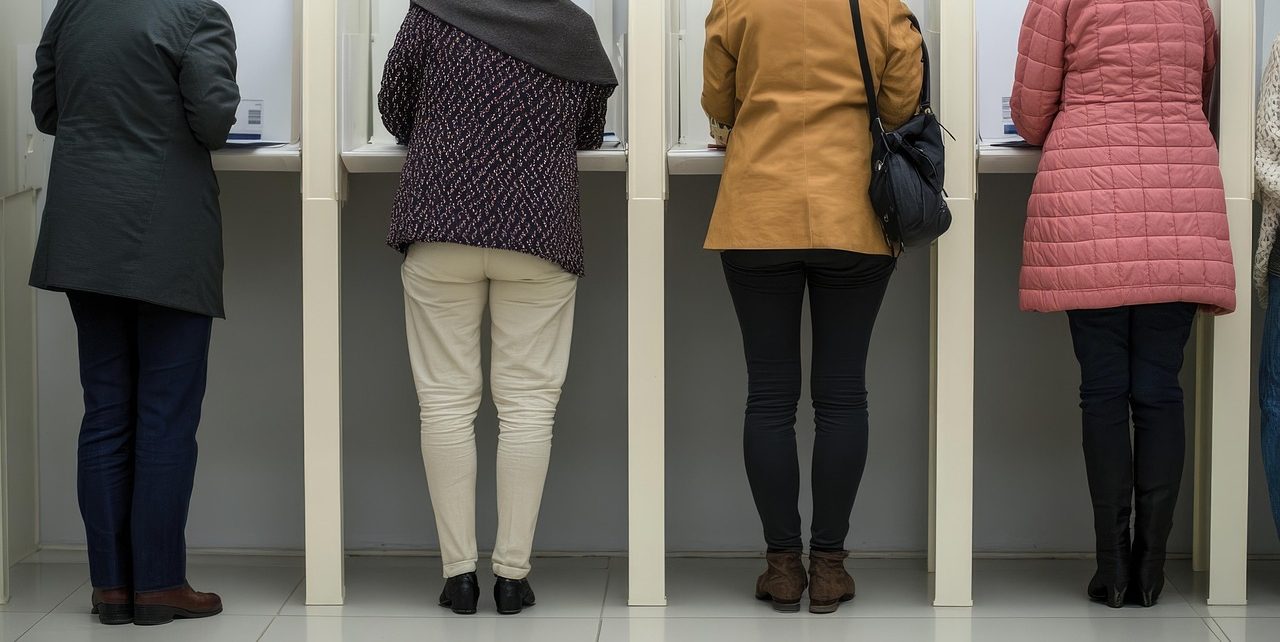 今話題の期日前投票とは?