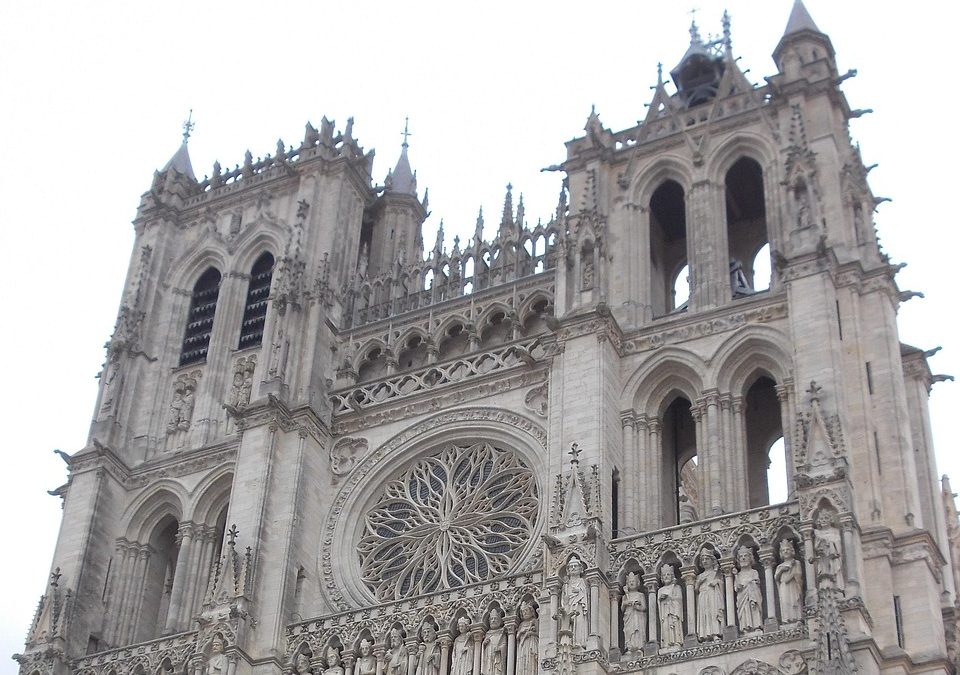フランスの世界遺産「アミアン大聖堂」とは？ゴシック建築の最高傑作を英語で紹介！