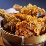 オノマトペ【パリパリ】の英語とは？食感を表すCrispyの使い方を例文で紹介