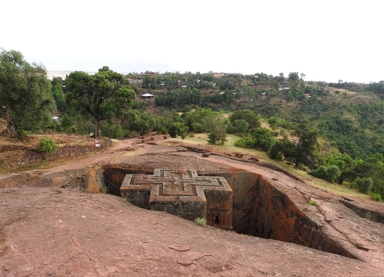 ラリベラ　(Lalibela) エチオピア　ホ―ム　デコレーション エチオピアの世界遺産「ラリベラの岩窟教会群」とは？「第二の