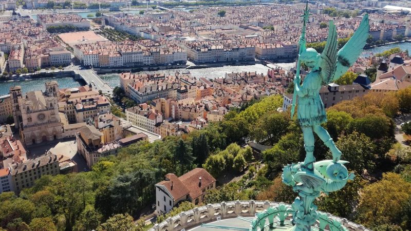 フランスの世界遺産「リヨン歴史地区」とは？『星の王子さま』の故郷を英語でたどろう