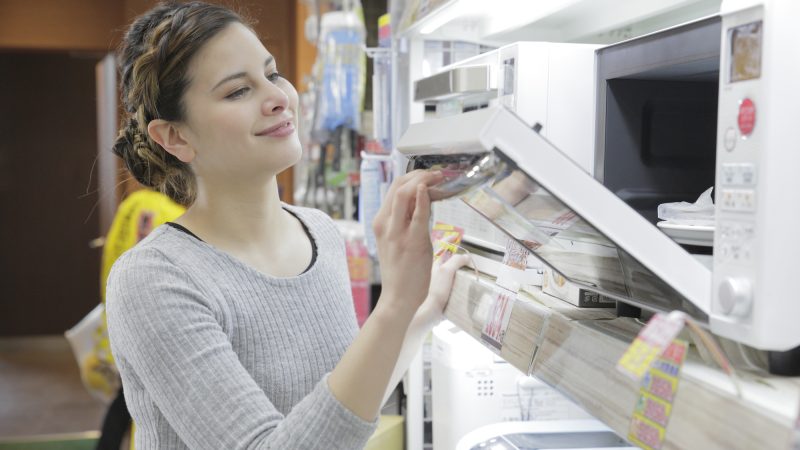 家電量販店店員｜商品の特徴から購入サポートまで！お役立ち英単語とロールプレイング