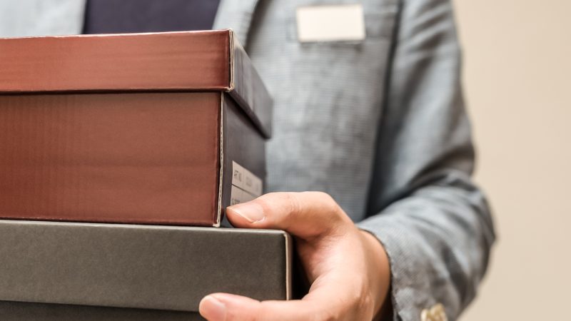 紳士靴売り場店員｜革靴の特徴からメンテナンスの案内まで！お役立ち英単語とロールプレイング