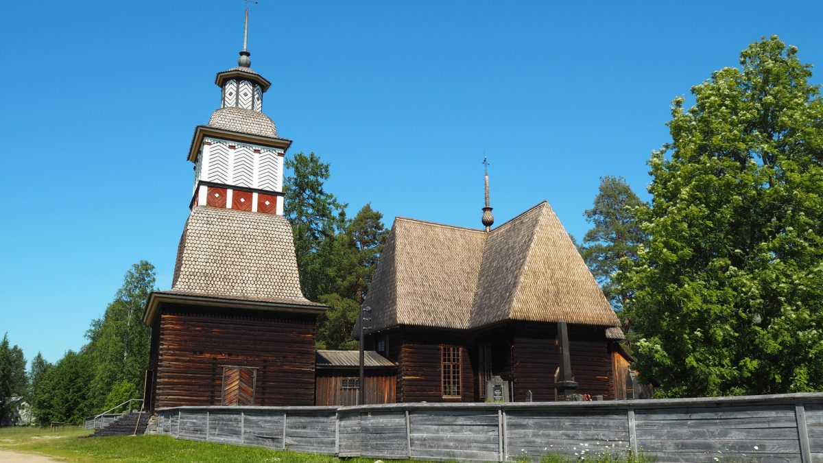 北欧フィンランドの森にたたずむ世界遺産「ペタヤヴェシの古い教会」とは？