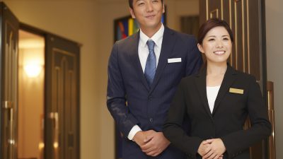 ウェディングプランナーが実際に使える英語を徹底解説！ロールプレイング形式で紹介