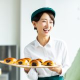 パン屋店員｜焼きたてパンの説明からテイクアウト対応まで！お役立ち英単語とロールプレイング