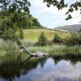 ネス湖の怪物「ネッシー」深淵に潜む正体不明の巨大な生物を探る