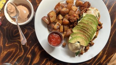 「アボカドトースト」アメリカのセレブが火付け役で日本でもトレンドの予感！家でできるレシピも紹介