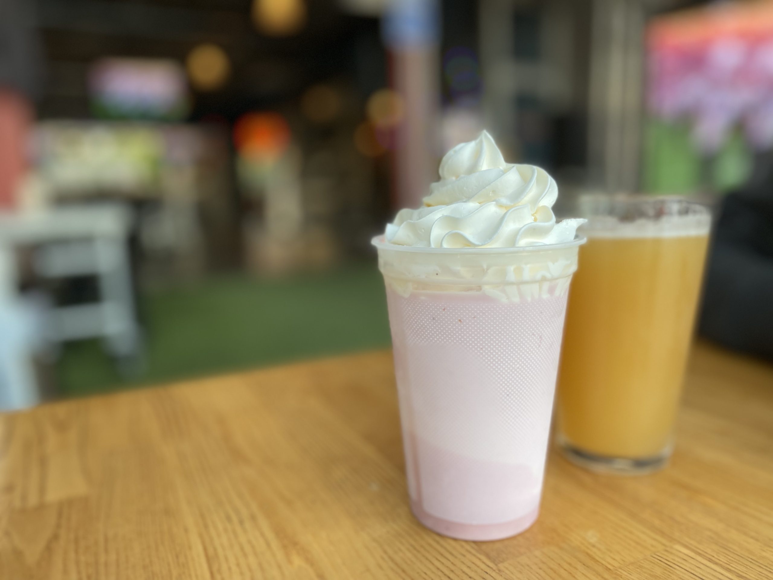 アメリカの「ミルクシェイク」は青春の味？シェイクとは違うの