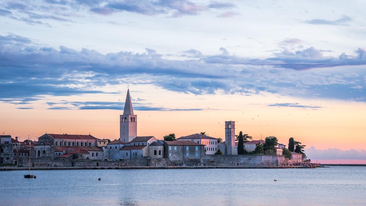 クロアチアの世界遺産「ポレッチ歴史地区のエウフラシウス聖堂建築群」を英語で紹介