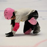 オノマトペ【ツルツル】の英語。2つの表現Slippery/Smoothを例文で紹介