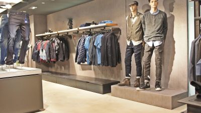 メンズファッション売り場店員の仕事を英語で説明！業務内容や日本のファッション文化をわかりやすく紹介