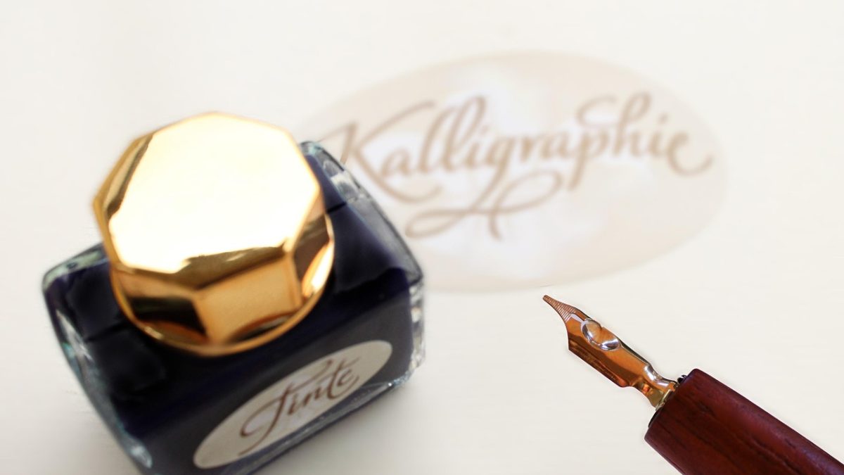 万年筆・インク専門店店員｜筆記具の違いからおすすめインクの案内まで！お役立ち英単語とロールプレイング