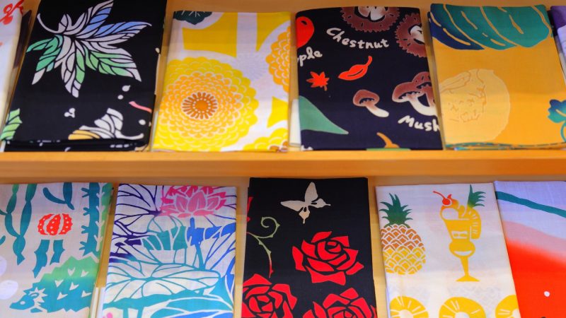 手ぬぐい・和雑貨専門店店員｜柄や用途の説明からギフト提案まで！お役立ち英単語とロールプレイング