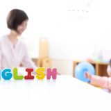 日本語も英語も育てたい！バイリンガル保育士が実践する”言葉のバランス”成功例と失敗例も紹介