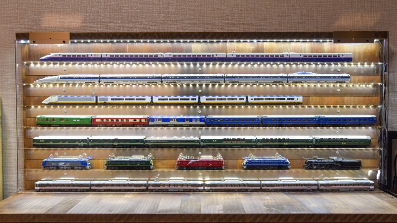 【店員向け】日本のミニカー・鉄道模型専門店を英語で説明しよう