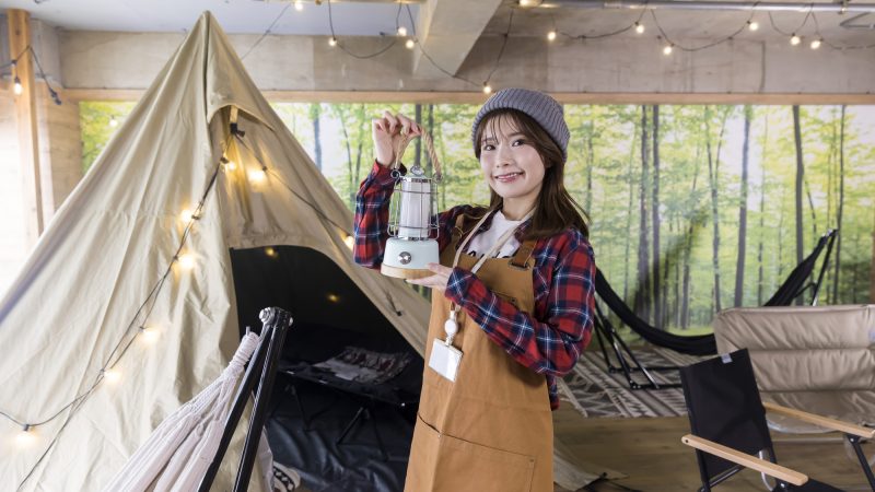 キャンプ用品売り場店員｜テント説明からアウトドアギア提案まで！お役立ち英単語とロールプレイング