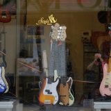 楽器専門店で役立つ英単語