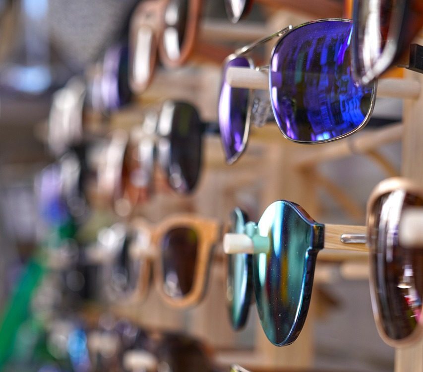 サングラス売り場とは？