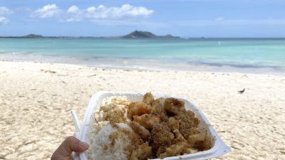 ガーリックシュリンプ、ロコモコ、ポキ、「ハワイ」で絶対食べたいのは？英語でローカルフードを注文！