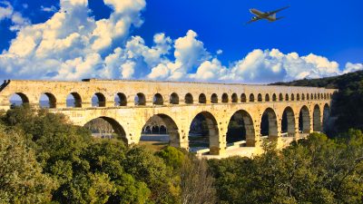 フランスの世界遺産「ポン・デュ・ガール（ローマの水道橋）」とは？美しい橋と歴史を英語で楽しもう！
