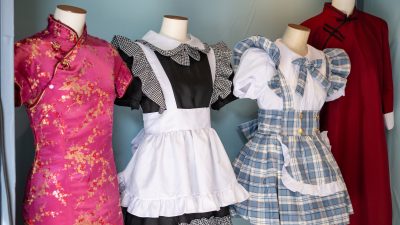 コスプレ売り場店員｜キャラクター衣装の説明から小道具の案内まで！お役立ち英単語とロールプレイング