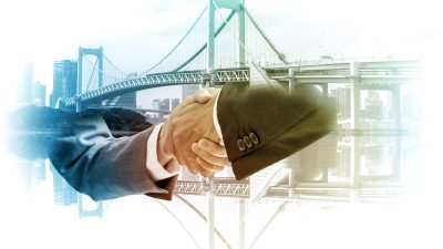 「架け橋（かけはし）」を英語で何て言う？「仲介」などの関連する用語の言い方も解説！