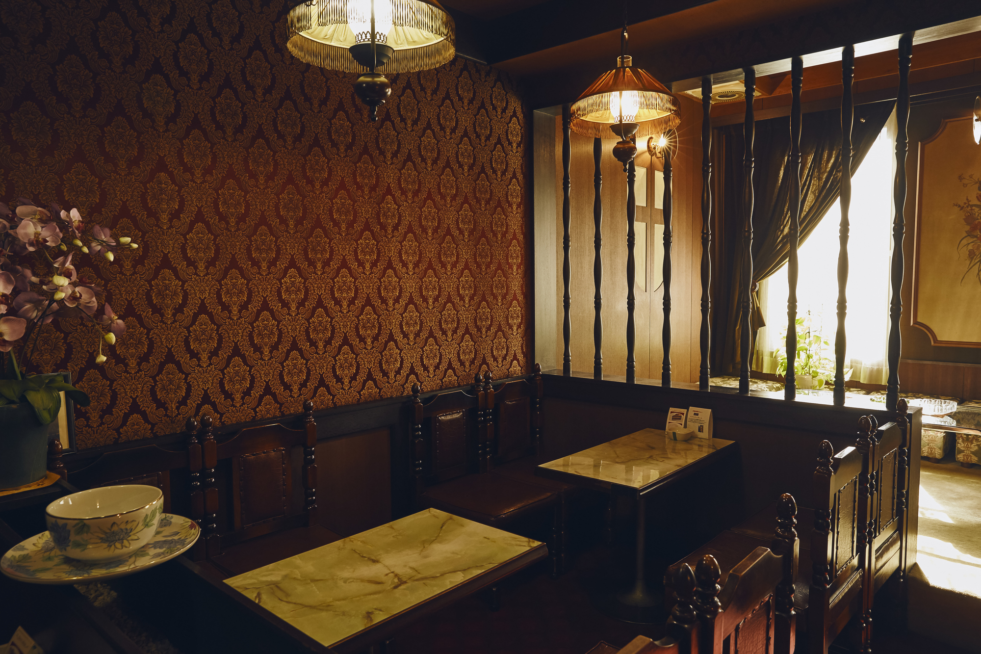 純喫茶店員の仕事を英語で説明！業務内容や日本の喫茶文化をわかりやすく紹介