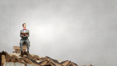 「温故知新」を英語で何て言う？よく似たことわざを例文と共に紹介