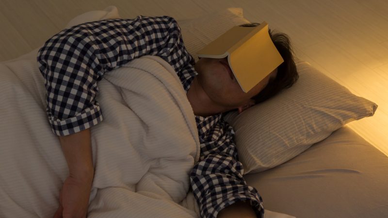 「寝落ち」は英語でどう言う？つい眠ってしまうあの瞬間の表現を紹介！