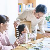 “5分でできる”英語あそびアイデア10選：忙しい共働き家庭でも続けられる工夫とは？