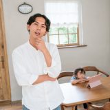 翻訳アプリに頼りすぎて大丈夫？親子英語コミュニケーションとAIの使い分け
