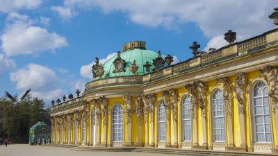 ドイツの世界遺産「ポツダムとベルリンの宮殿群と公園群」を英語で。華麗なる宮殿と憩いの庭を巡る！