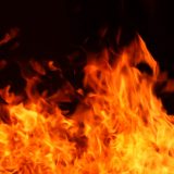 オノマトペ【メラメラ】は英語でどう表現する？flames / passionの使い分けを紹介