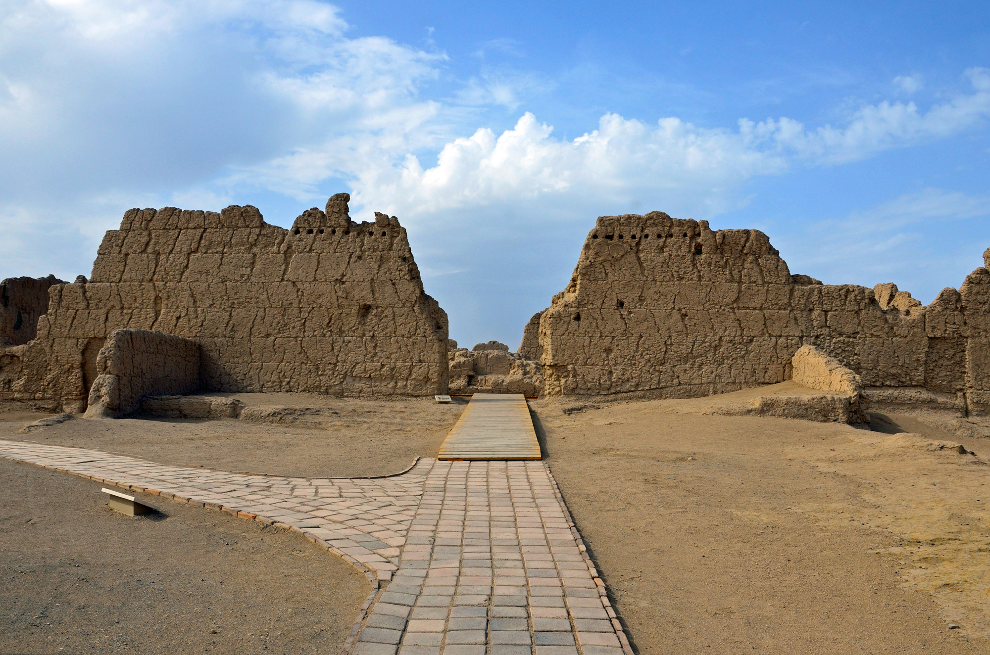 世界遺産「シルクロード:長安-天山回廊の交易路網」とは？絹の道を英語で歩こう| Kimini英会話