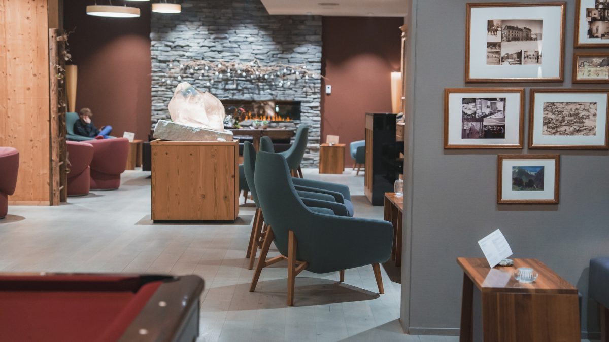 アートホテルスタッフの仕事を英語で説明！業務内容や日本のアートホテルの特徴をわかりやすく紹介