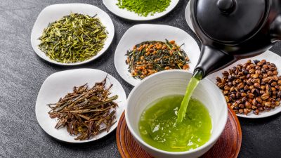 日本茶専門店店員の仕事を英語で説明！茶葉の違いや淹れ方をわかりやすく解説