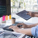 プログラマーの英会話｜開発現場で役立つ英単語とロールプレイング