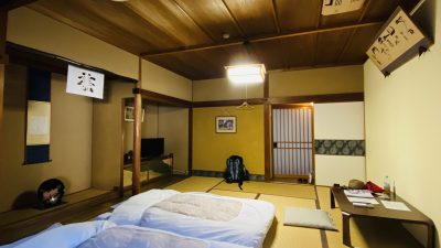 お寺宿泊（宿坊）スタッフ｜受付から宿泊案内・体験プログラムまで！お役立ち英単語とロールプレイング