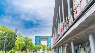 国際交流センター職員の仕事を英語で説明！業務内容や日本の国際交流センターの役割をわかりやすく紹介