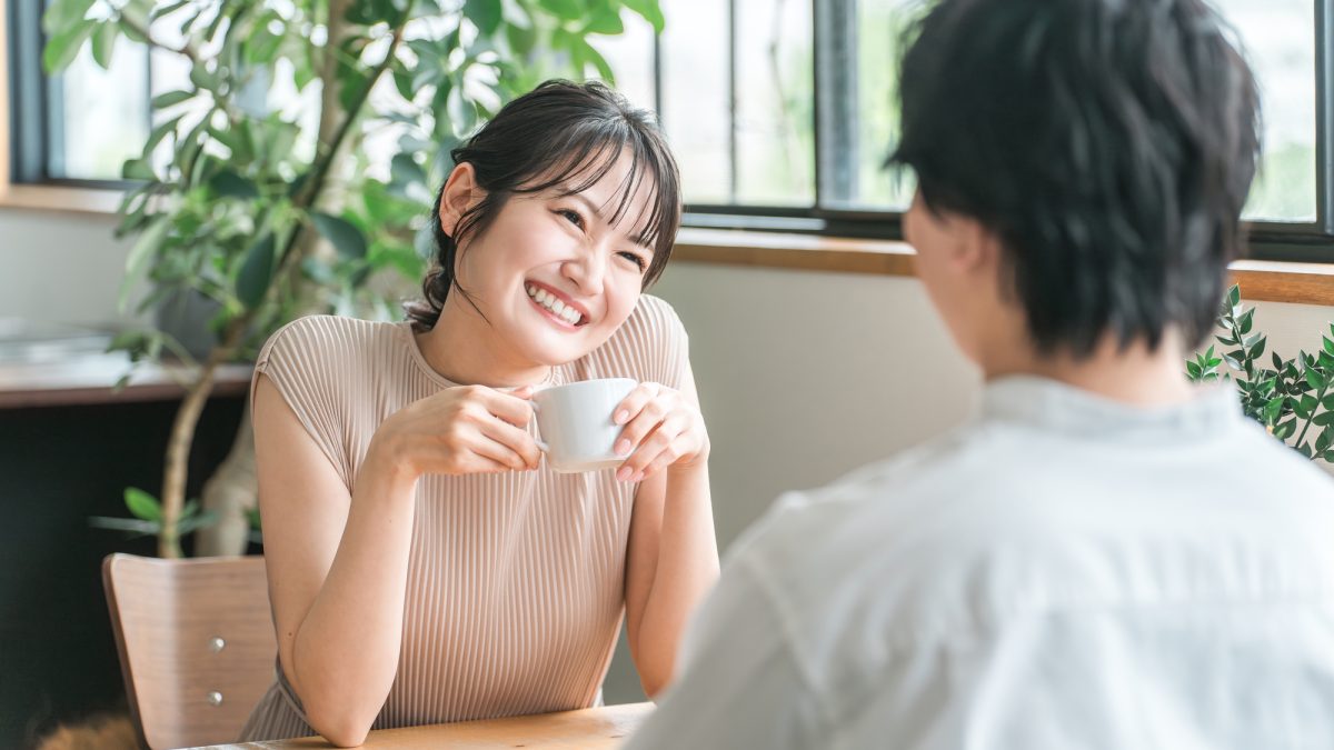 “あざとい”は英語で何て言う？かわいく計算高いニュアンスの英語表現を紹介！