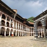 世界遺産「リラ修道院」とは？ブルガリアの山あいに佇む祈りの場を英語で！