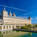 聖ロレンソに捧げた王の祈り―スペインの世界遺産「マドリードのエル・エスコリアルの修道院と王室用地」を英語で