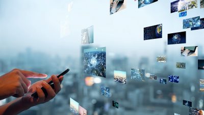 「オンデマンド（on demand）」の意味とは？配信・動画サービスでの使い方をわかりやすく解説