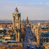 【エディンバラ】の英語を紹介！都市の概要、観光スポットとお城、世界的に有名な大学など
