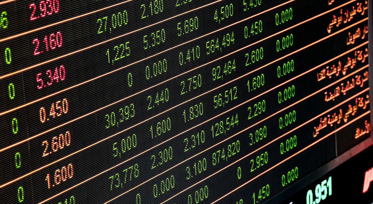 「外貨両替」の英語